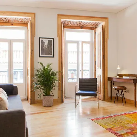 Charming Flat With Balconies Central Chiado District 2 Bedrooms & Ac 19Th Century Building Lisbon Exterior photo