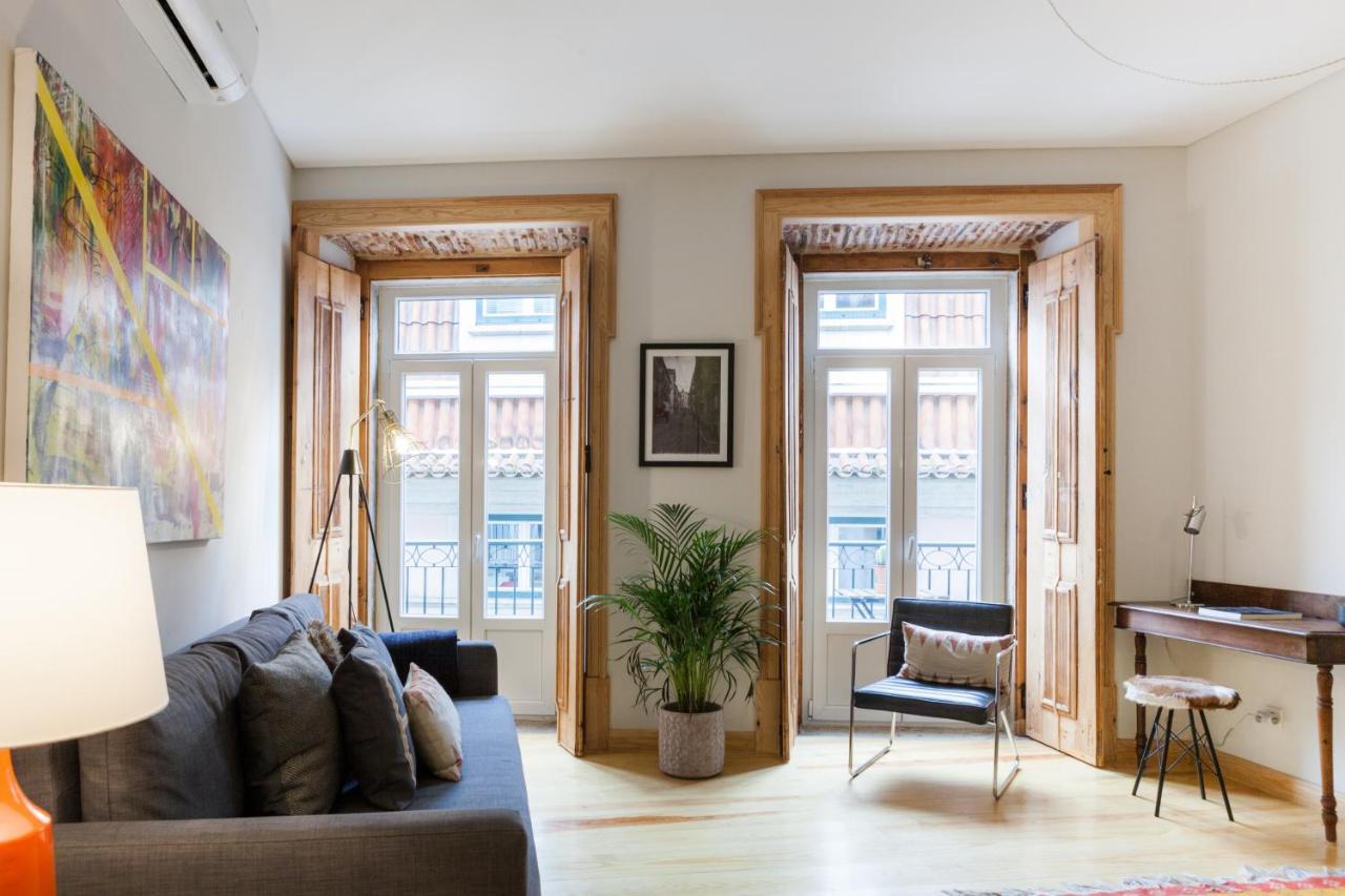 Charming Flat With Balconies Chiado District 2 Bedrooms & Ac 19th Century Building Lissabon