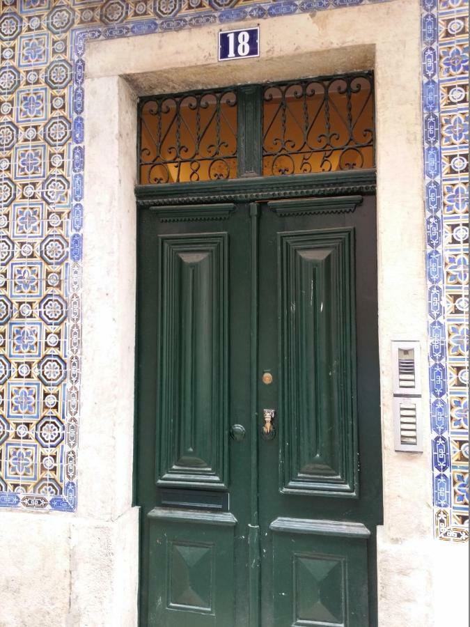 Charming Flat With Balconies Chiado District 2 Bedrooms & Ac 19th Century Building Lissabon