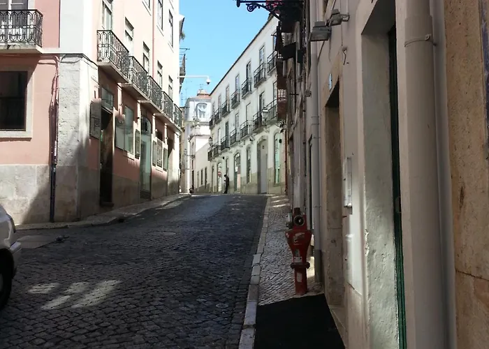 Charming Flat With Balconies Central Chiado District 2 Bedrooms & Ac 19Th Century Building